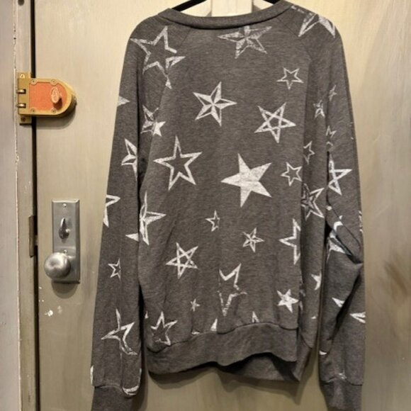Grey & White Star Raglan Sweatshirt - NWOT - Picture 10 of 16